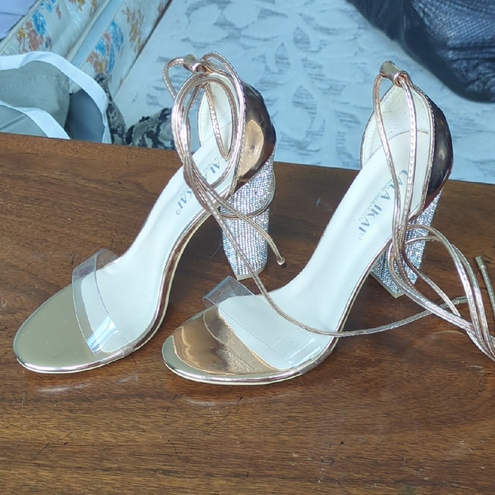Gold and Silver Heels for Elegant Occasions